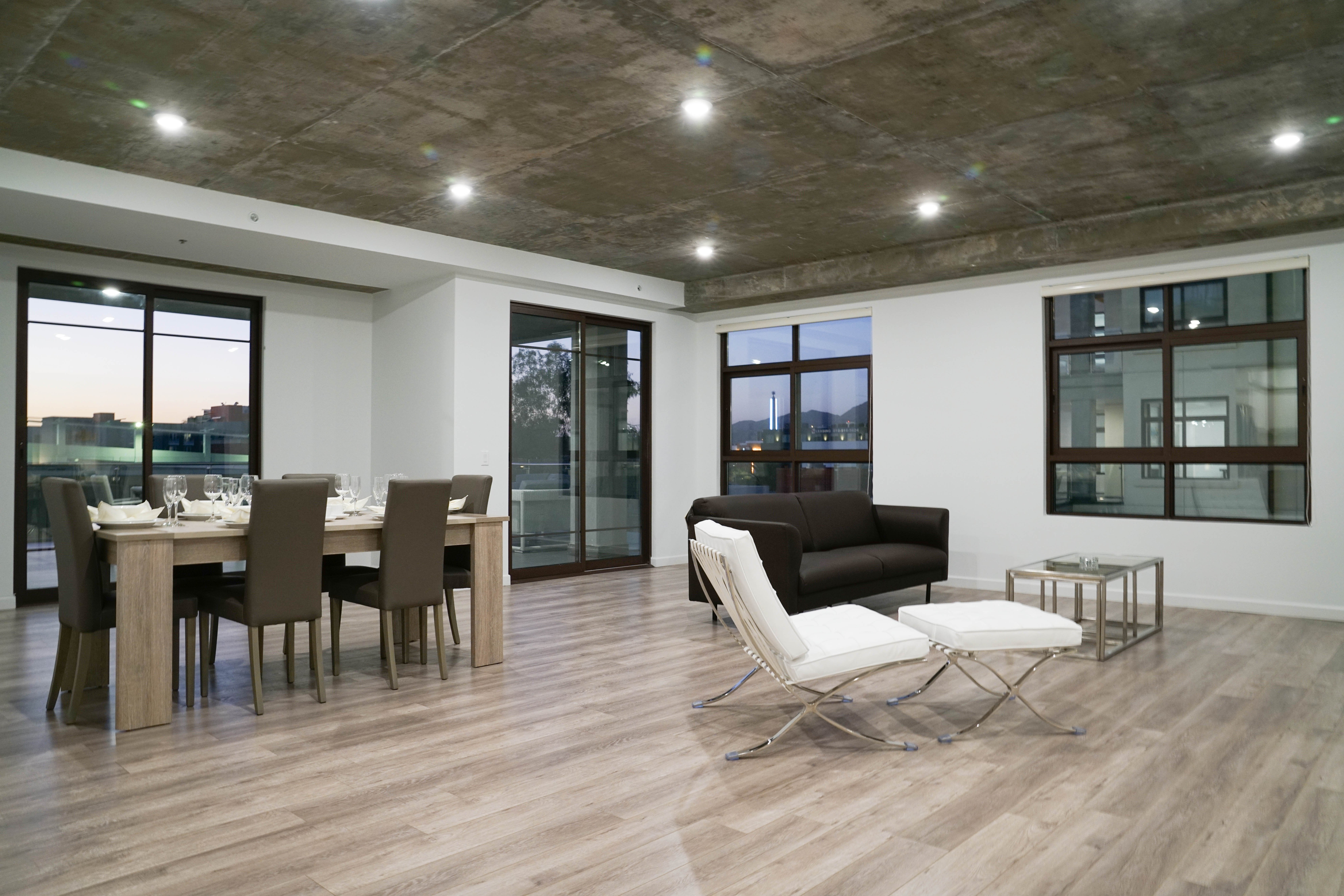 lounge and dining area