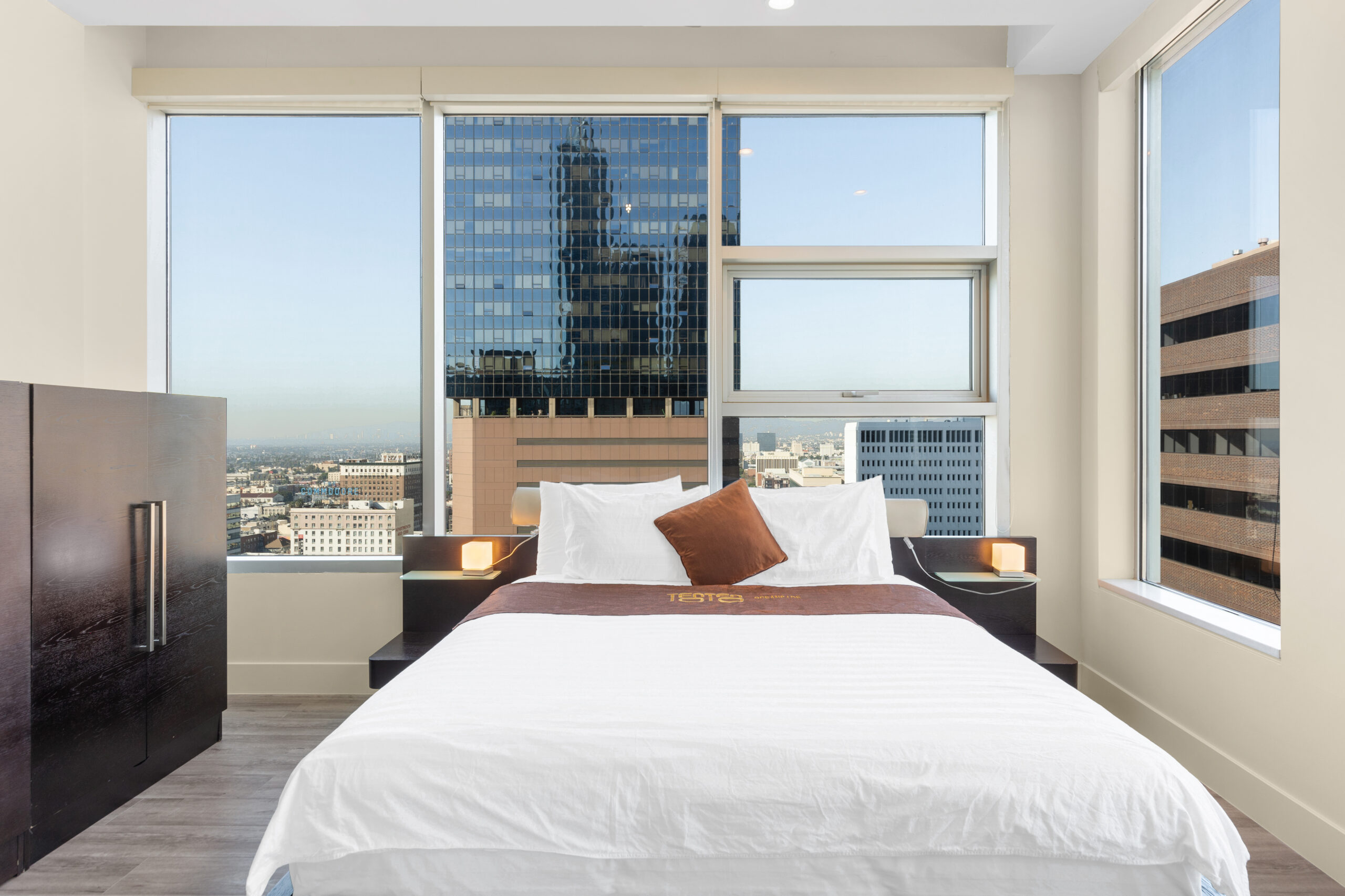 tenten apartment bedroom